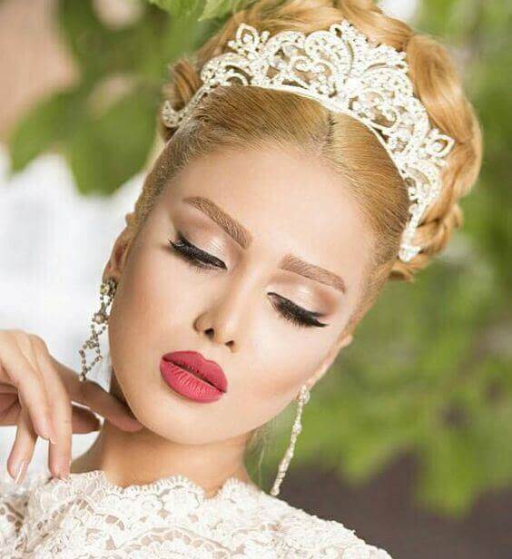 میکاپ-عروس-صورت-گرد-و-شیک