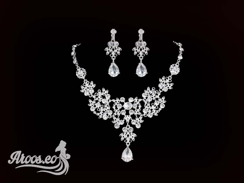 [تصویر:  bride-jewelry-84.jpg]