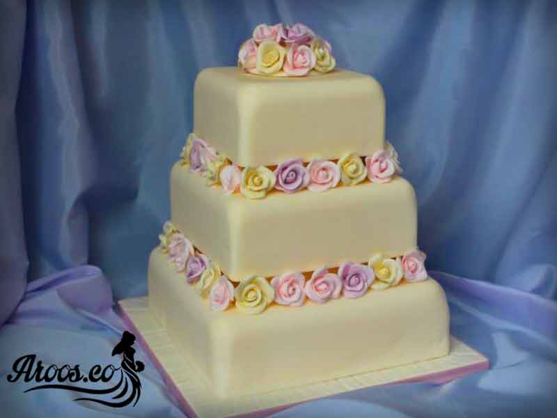 کیک عروسی چند طبقه ای